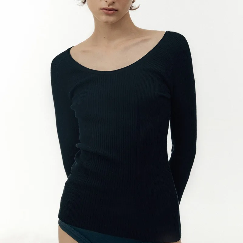 

Crew-neck Long-sleeved Bottom Sweater Pullover Top Woman