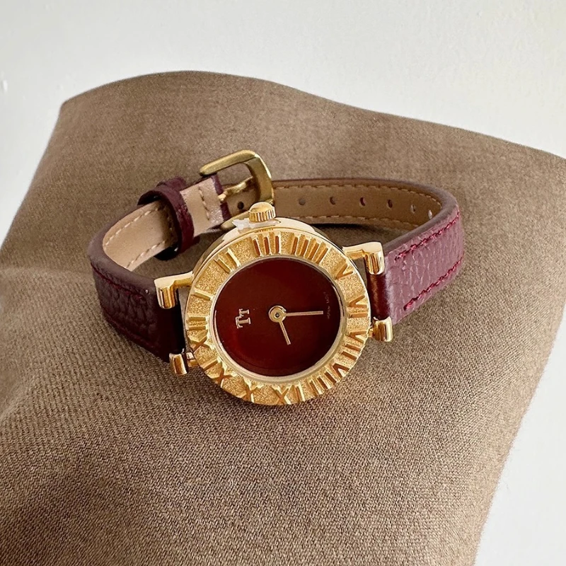 Luxury Red Top Brand Women's Quartz Watch Retro Gold Roman Frame Leather Waterproof Leather Women's Watch Relógio Feminino