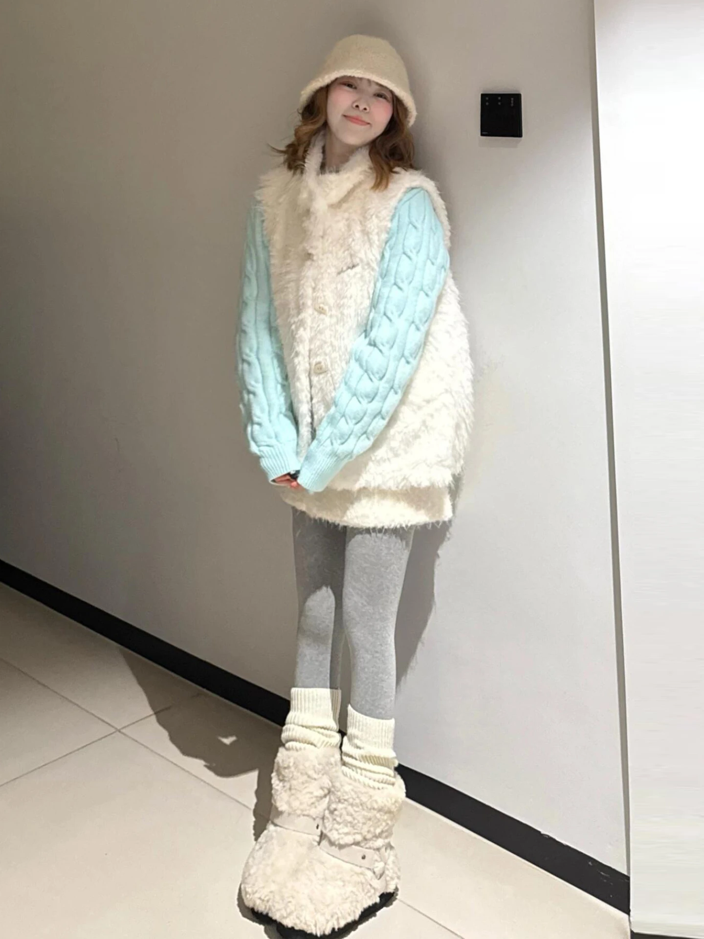 

Жилет из меха ягненка, женский свободный зимний комплект из футболок, длинный свек, круглый, теплый, уютный, повседневная одежда, полиэфирное волокно