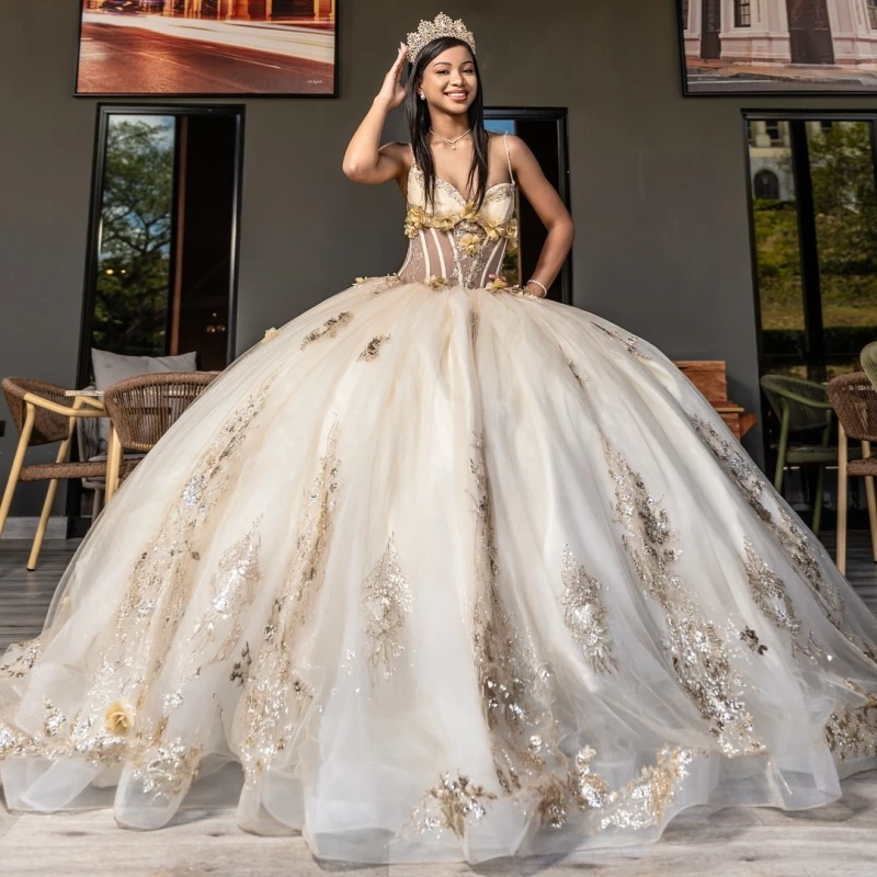 

Light Champagne Shiny Quinceanera Dresses Ball Gown Off The Shoulder Applique Flower Beads Tull Corset Party Birthday Sweet 16