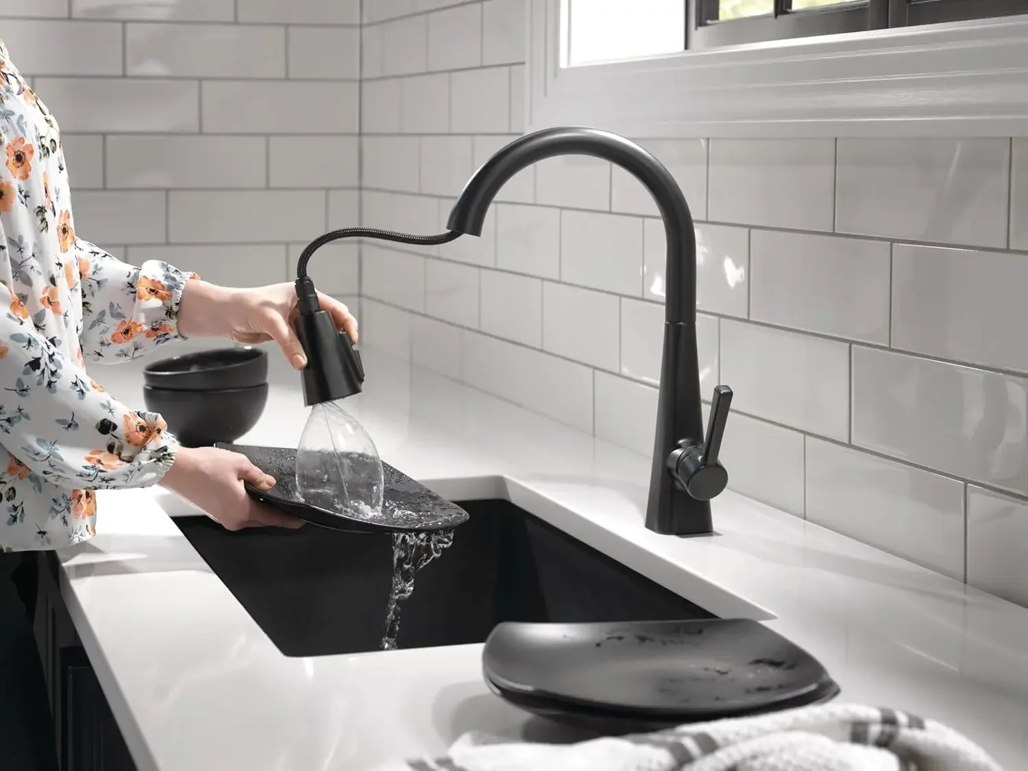 Lenta Matte Black Kitchen Faucet Black, Kitchen Faucets with Pull Down Sprayer, Sink Faucet, for Kitchen Sink