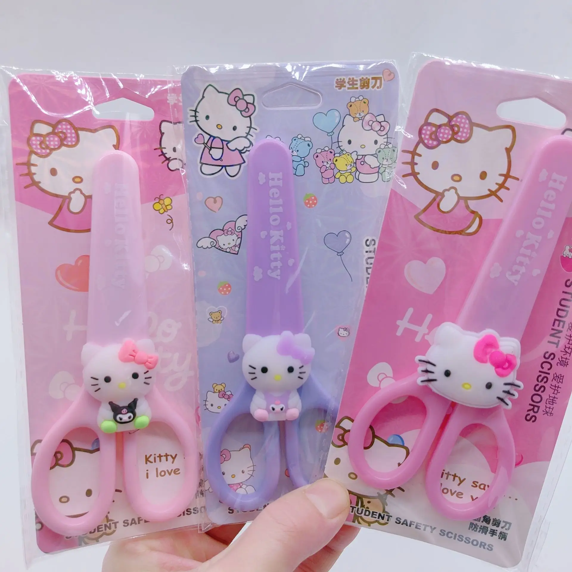 

Miniso Kuromi Cinnamoroll Melody HelloKittys Free Shipping Hand Made Scissors Kawaii Children Safety Silicone Shell Stationery