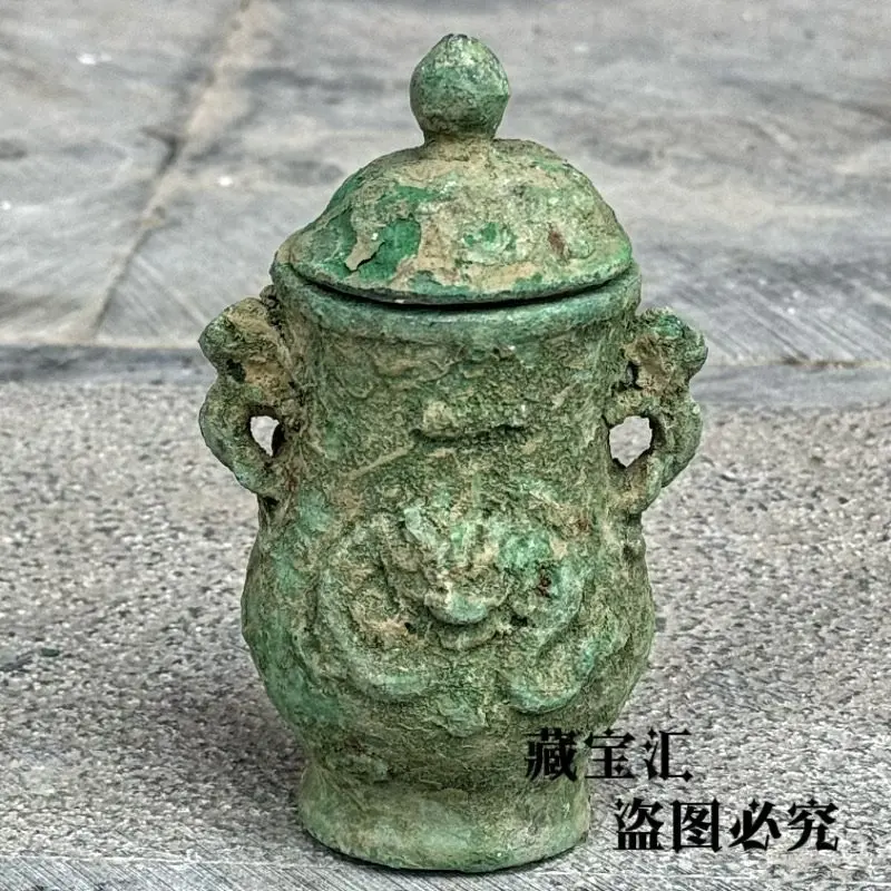 Old Collection Bronze Jar with Crystalline Rust Double Beast Ears Dragon Phoenix Pattern Lidded Fortune Gathering Wine Pot