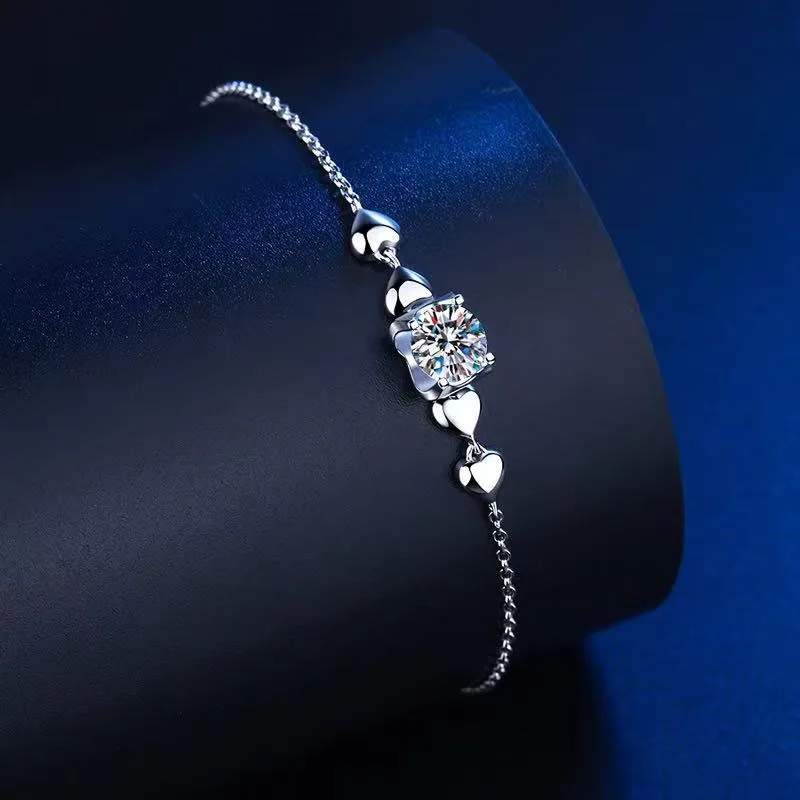 

1ct Moissanite S925 Sterling Silver Elegant Women's Bracelet Electroplated Pt950 Heart-Shaped O Chain Lover's Gift Jewelry
