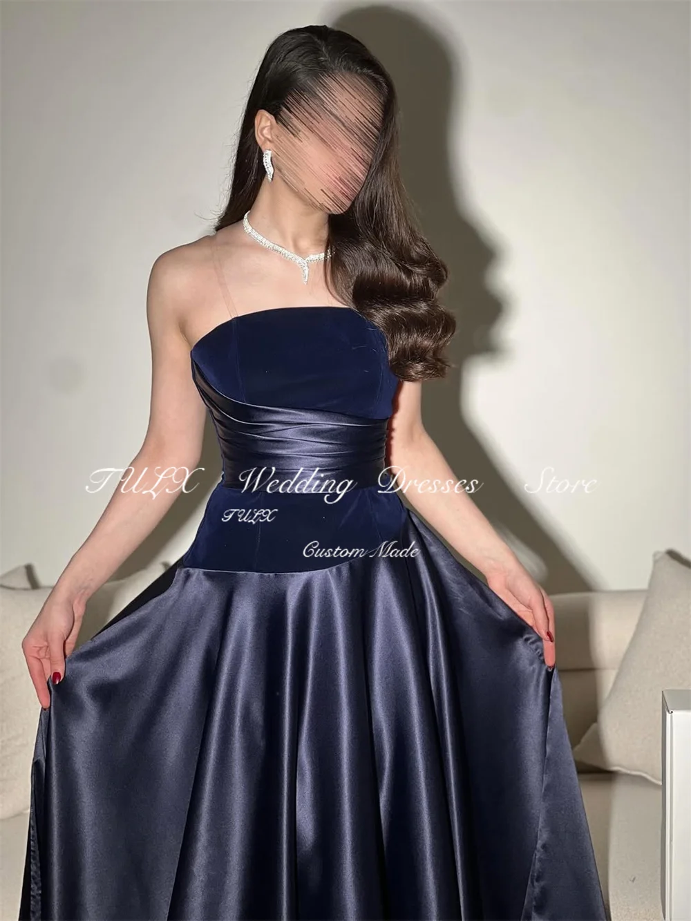 TULX-vestido de noche de satén azul profundo, Arabia Saudita, sin tirantes, sin mangas, vestidos de fiesta, línea A, vestido largo para ocasión Formal personalizado