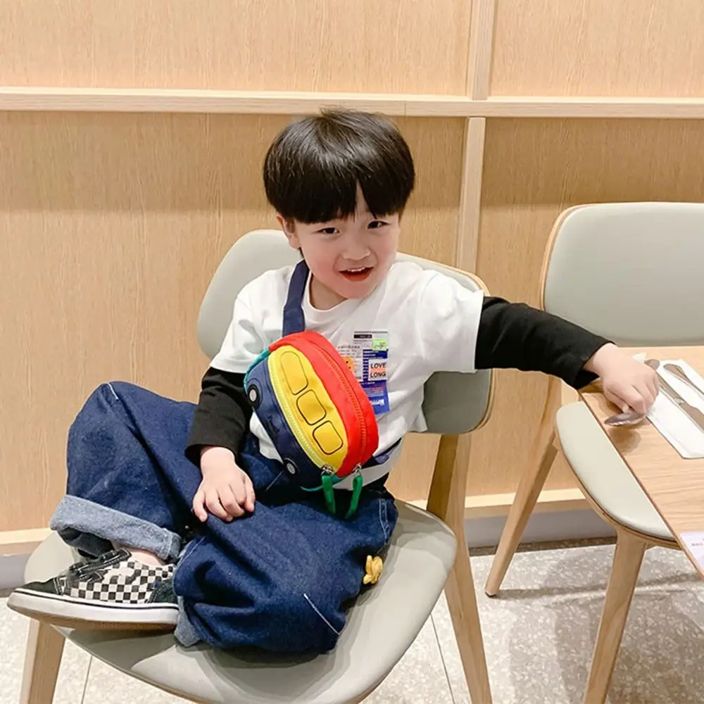 

Adjustable Belt Crossbody Bag for Kids Lightweight Soft Children's Chest Bags Smooth Zipper Cartoon Car Shape Waistbag Outdoor