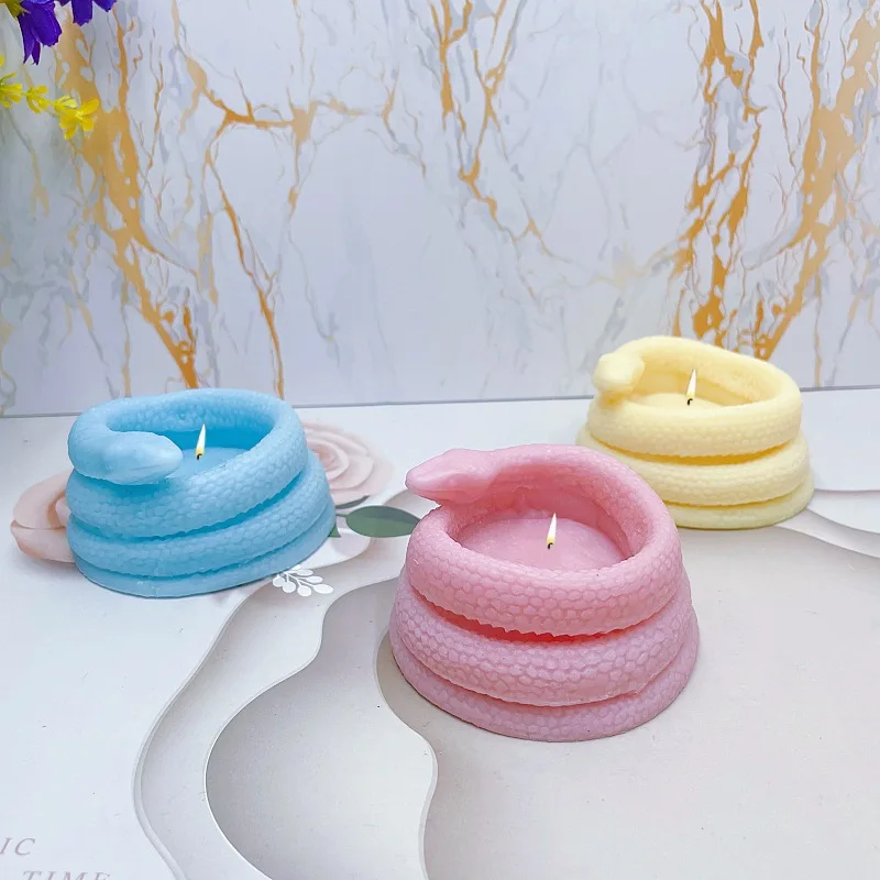 Snake-Shaped Aromatherapy Candle Holder Silicone Mold DIY Animal Snake Plaster Ornament Diffuser Stone Handmade Soap Mold