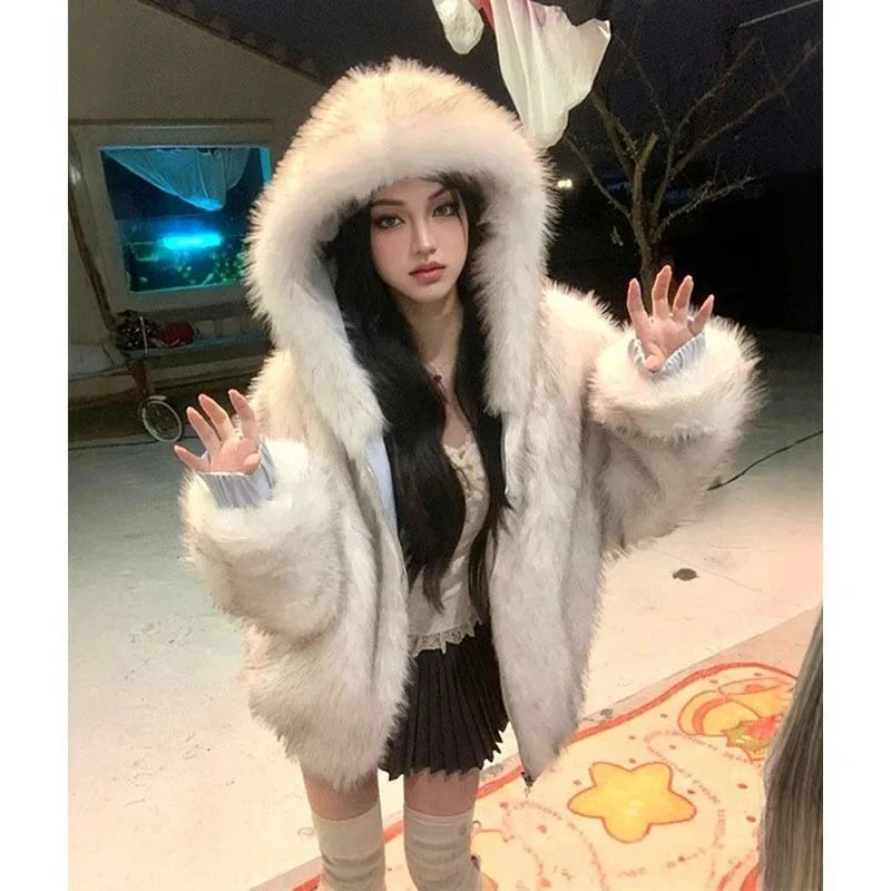 Women's Autumn Winter Outerwear Tops Cotton Clothing Hooded Thickened Warm Forward and Back Outwear Design Luxury Brand Fashion