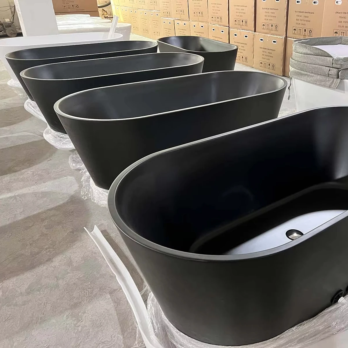 Acrylic White Black Cold Plunge Tub Athlete Ice Bath Outdoor Recovery Water Chiller Ice Bath Custom 1.7m 1.8m