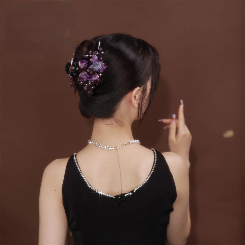 Elegant Woven Copper Wire Flower Hairpin Hair Accessories for Women Retro Luxury Zircon Shark Clip Headwear Mom Jewelry Tiaras