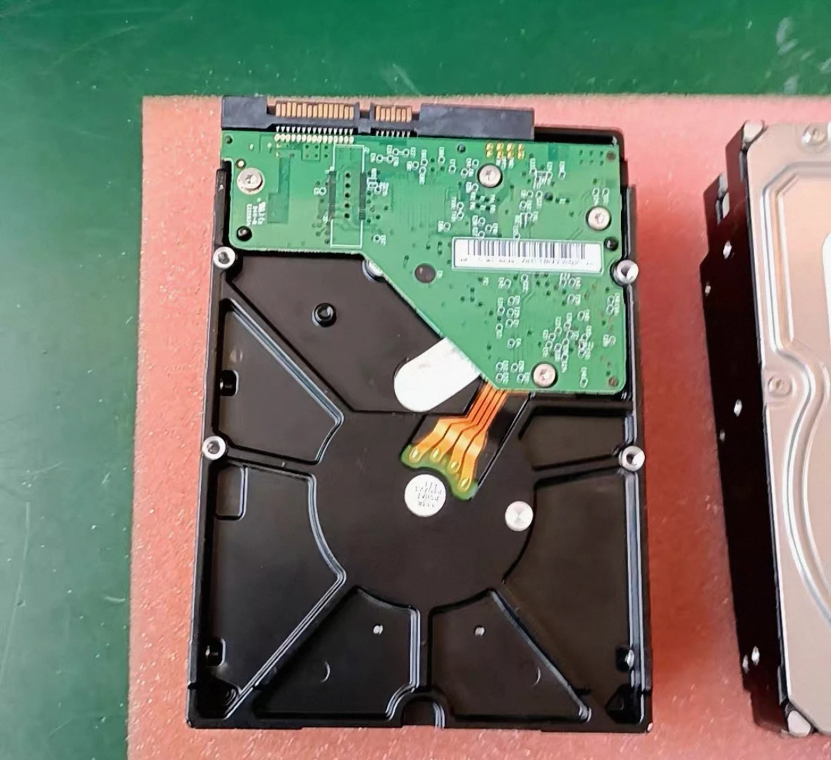 

For WD1002FBYS 1T serial port SATA 3.5 desktop enterprise hard disk