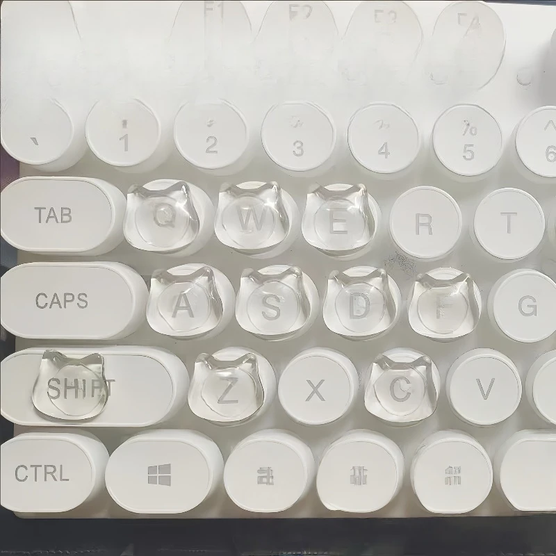 20/40pcs Customize computer keys with taller keycaps, a simple cat-head typing aid, transparent key pads to prevent nail damage