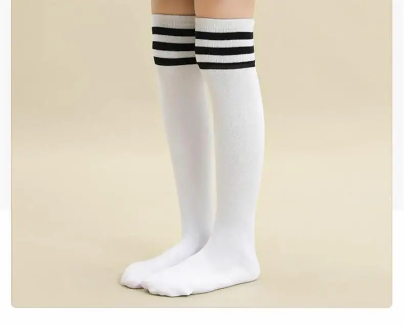 1/2/3Pairs Kinder Mädchen Kniehohe Baumwolle Socken Schwarz Weiß Drei-Linie Gestreiften Laufsport socken Fußball Golf Sport Socken – Detail 10