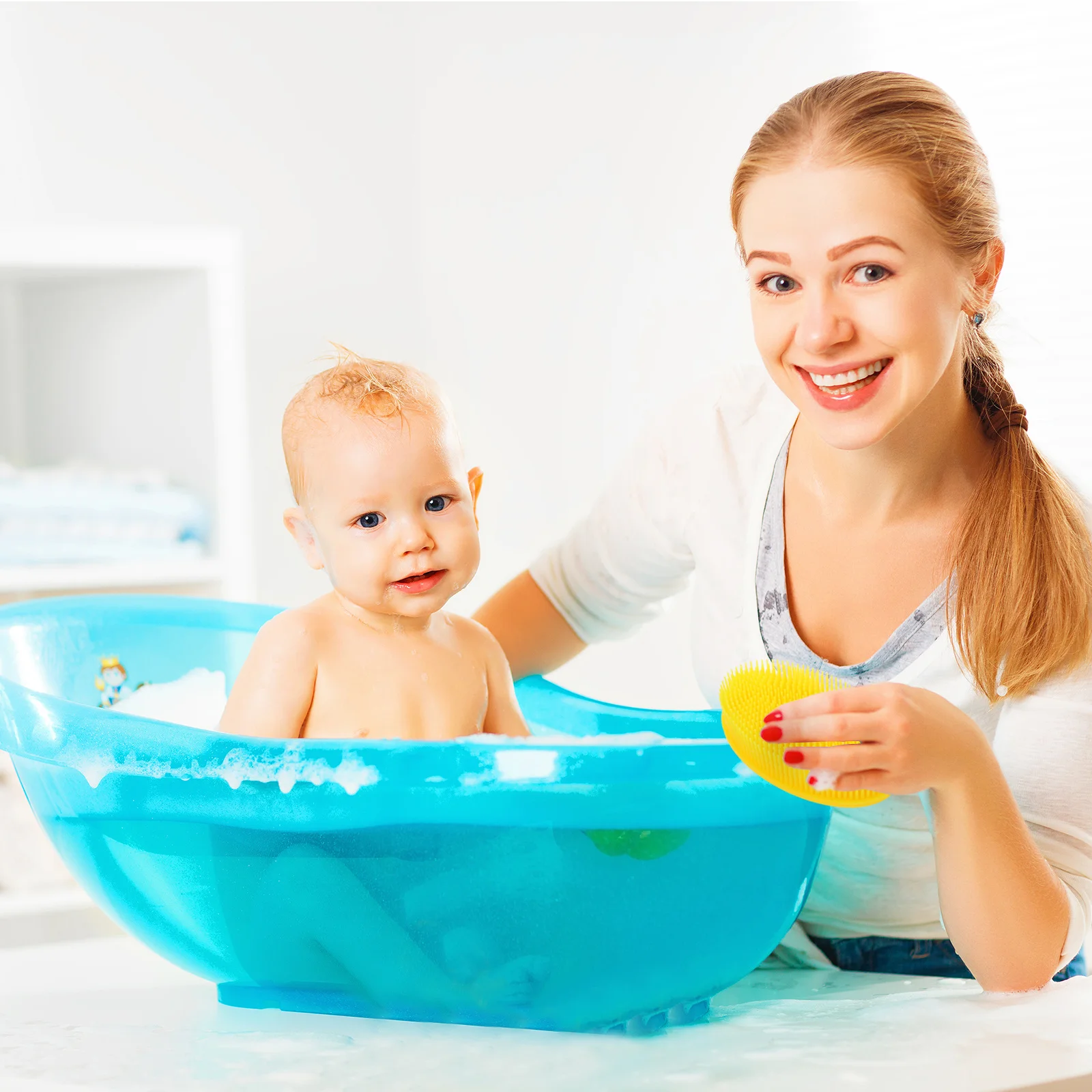 

Silicone Baby Bath Brush Soft Scalp Massager Newborn Toddler Grooming Tool Cradle Cap Cleaner Infant Bath Sponge