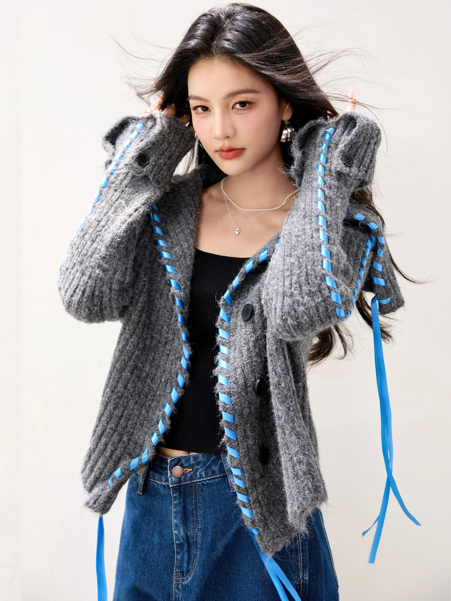 เสื้อคาร์ดิแกนถักแบบมีสายรัด ทำมือ สำหรับผู้หญิง ฤดูใบไม้ร่วง ฤดูหนาว ปี 2025 สไตล์ลำลอง เรียบหรู รุ่น F193