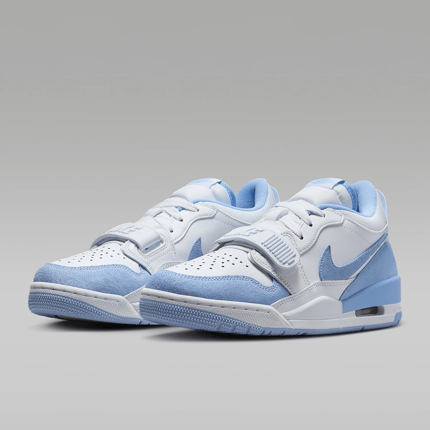 

Nike Authentic JORDAN Women's Panel Durable Breathable Basketball Shoes FQ7827-104