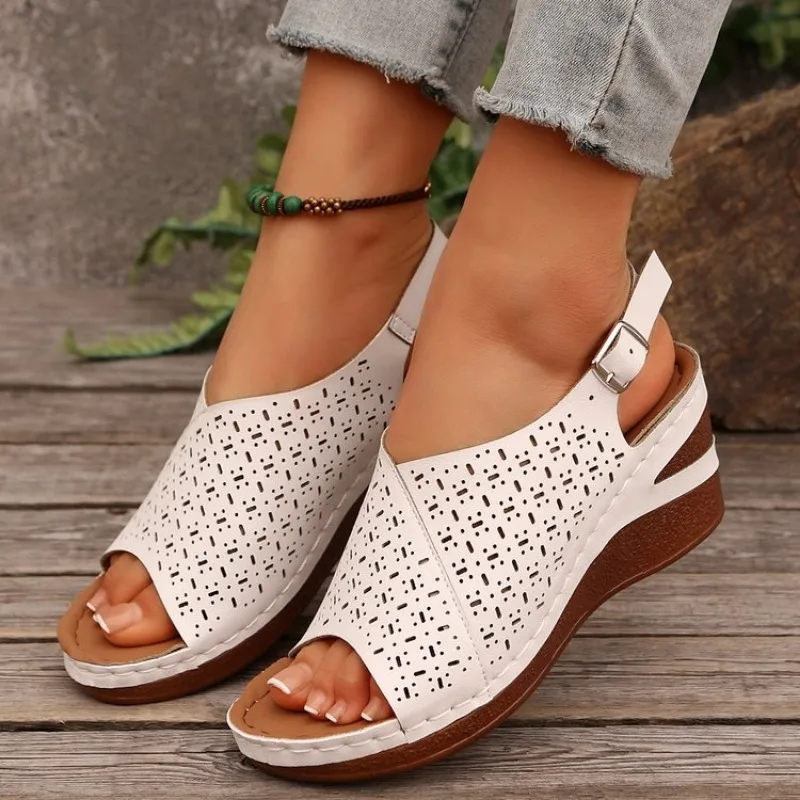 Keil Sandalen für Frauen Sommer 2026 Chunky Plattform Rom Schuhe Frau Plus Größe Vintage High Heels Sandalen Weibliche 43