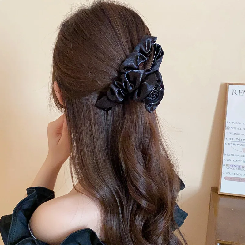 Women Soft Care Luxury Solid Color Silk Fold Net Claw Clip Hair Clip Shark Clip Fashion Girl Barrette Heawear Hair Accessories