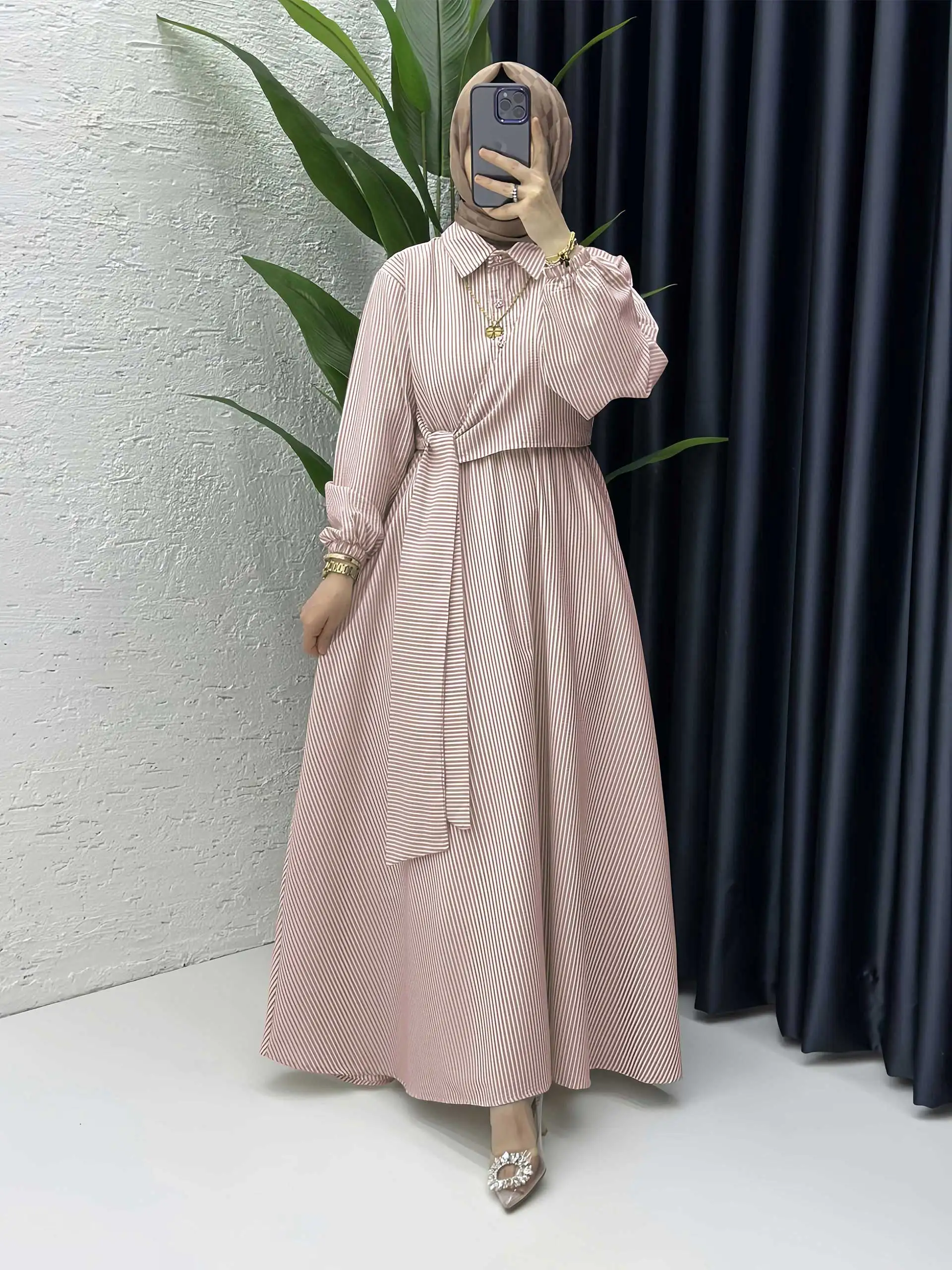 Trendy Striped Modest Dress Shirt Collar Waist Tie Design Great for Modern Islamic Women's Daily Commutes and Coffee Dates 2025