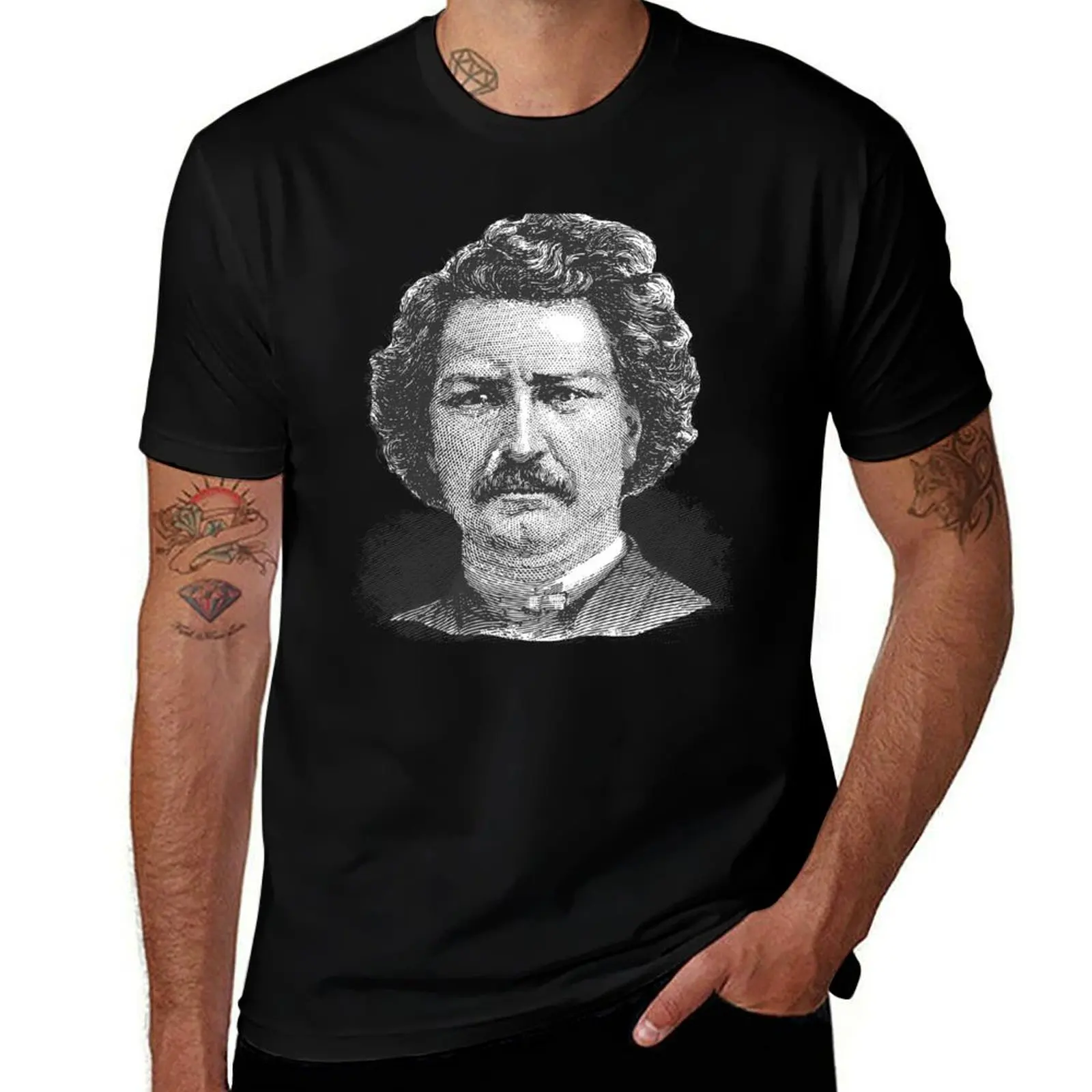 

Louis Riel engraving Patriot Metis Canada black background HD HIGH QUALITY ONLINE STORE T-Shirt kawaii clothes tops t shirt men