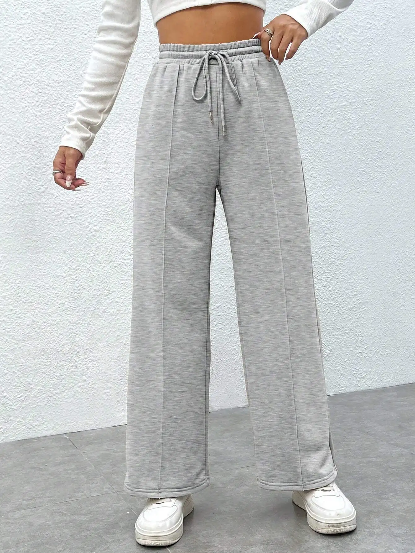 

High-Waisted Drawstring Wide Leg Sweatpants in Soft Gray