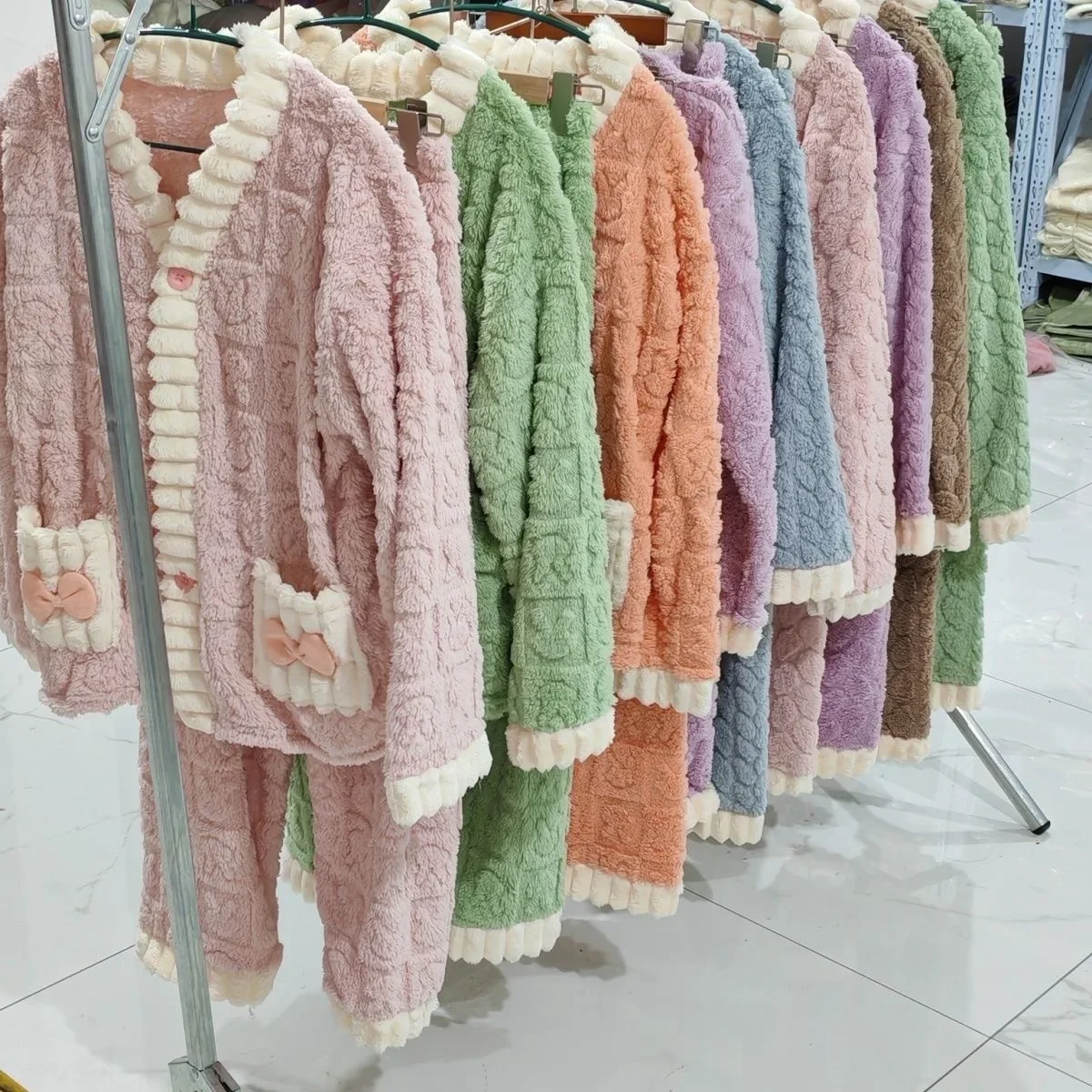 Autumn and Winter New Coral Velvet Lychee Cardigan Pajama Set Home Wear Women's Small Fragrant Style Thick and Loose Sleepwear