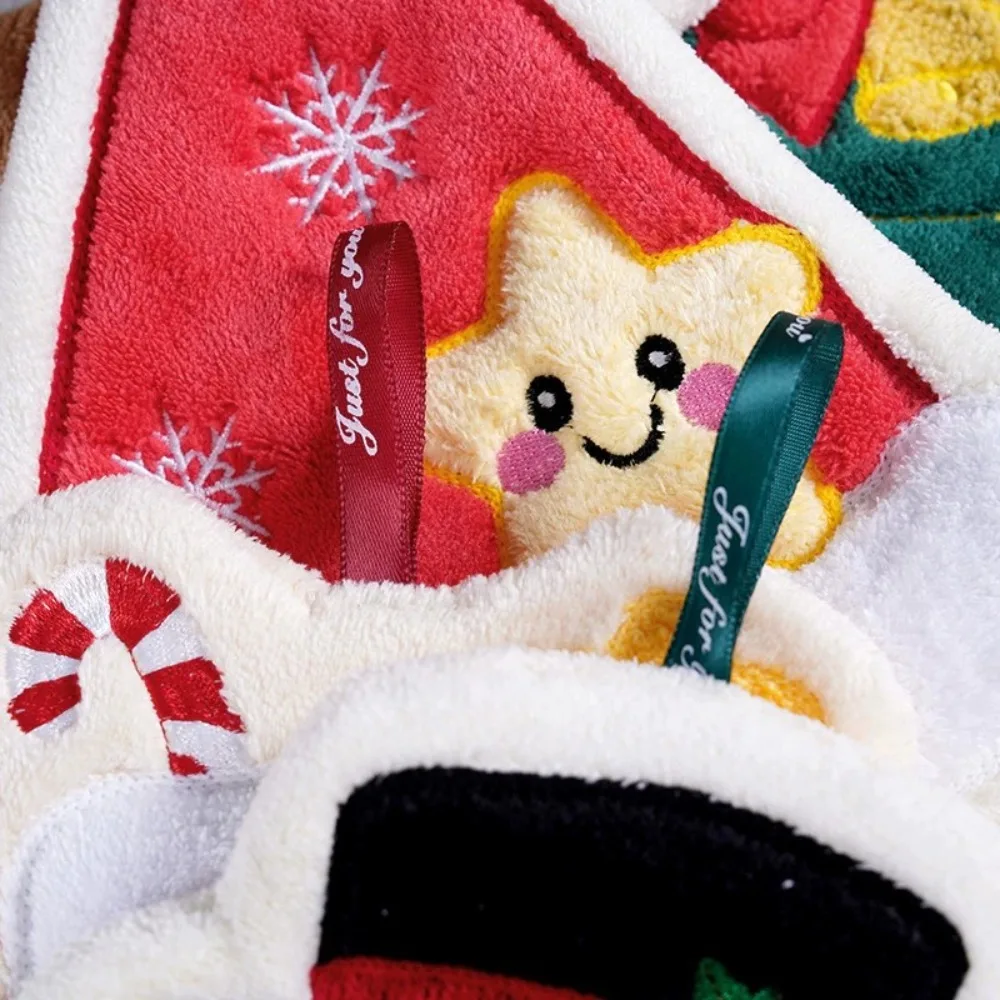 Cute Cartoon Christmas Hand Towel Absorbent Coral Fleece Snowman Wipe Cloth Christmas Decor Quick-drying Xmas Handkerchief