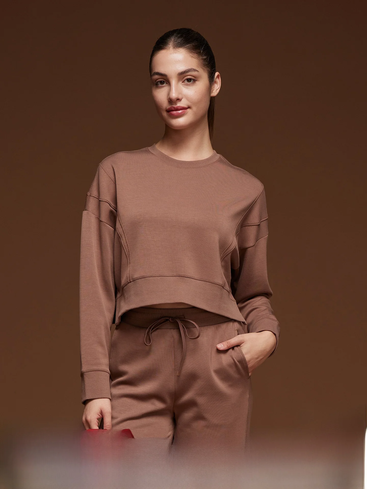 Slimming High Neck Splice Design Sporty Long Sleeve Women's Sweatshirt Loose Overhead Casual Style  Color T-shirt