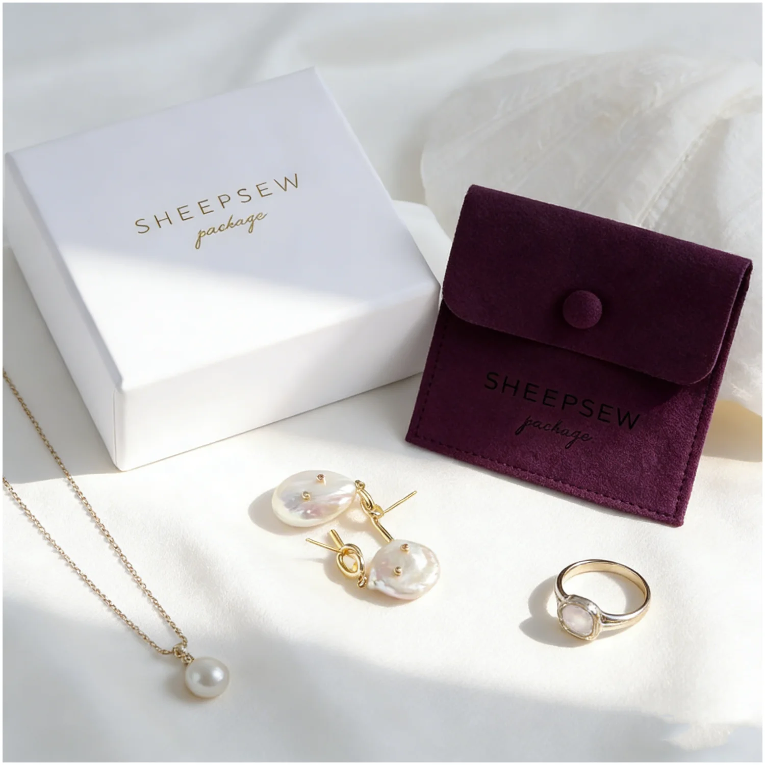 

Набор подарочных коробок и пакетов для украшений 9x9 см с индивидуальным логотипом для упаковки ювелирных изделий