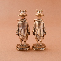 Japanese Style Brass Frog Ornament Mini Standing Frog Metal Statue Antique Copper Crafts Office Home Tea Pet Table Decorations