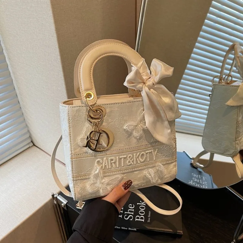 sac-a-couches-elegant-en-cuir-pour-femmes-sac-messager-bandouliere-pour-le-quotidien-style-tendance-et-a-la-mode