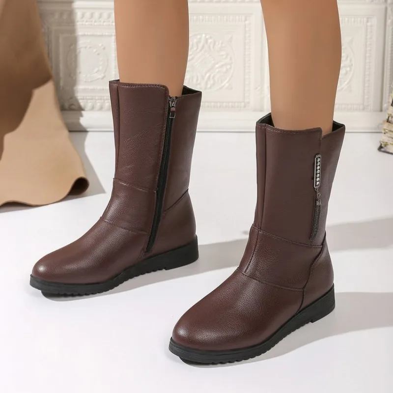 2026 الأحذية المتوسطة الشتاء المرأة الكورية نمط كعب منخفض بلون Fce الدافئة حجم كبير 41 42 في الهواء الطلق المضادة للانزلاق الأحذية جديد #2