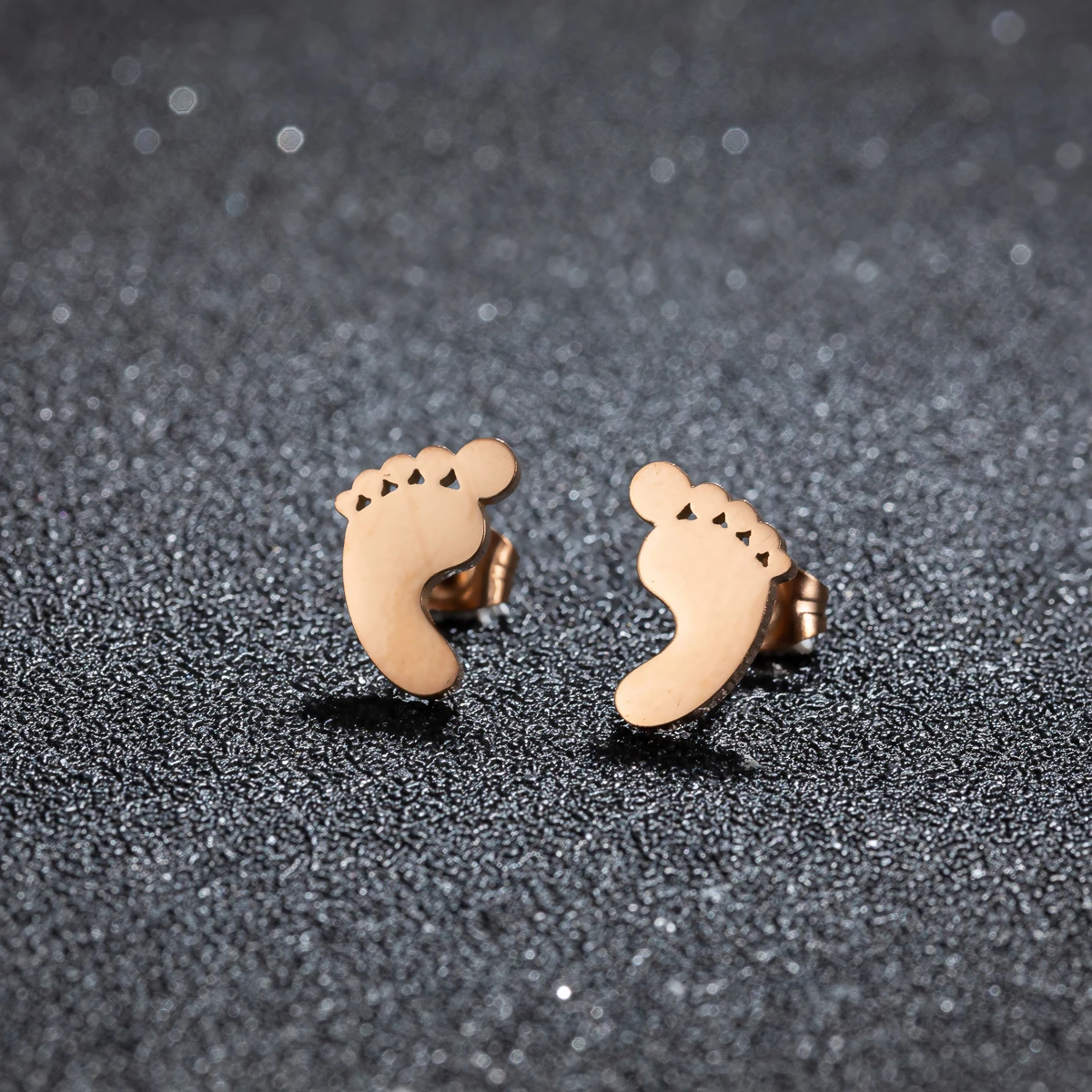 Cute Footprint Earrings Stainless Steel Small Stud Earrings For Women 2023 Trending Tiny Jewelry Birthday Gift Wholesale Aretes