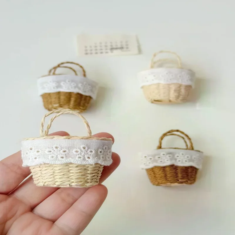 1:12 Miniaturowy koszyk rattanowy do domku dla lalek, dekoracyjny koszyk, meble, model domu, zabawka, akcesoria do domku dla lalek