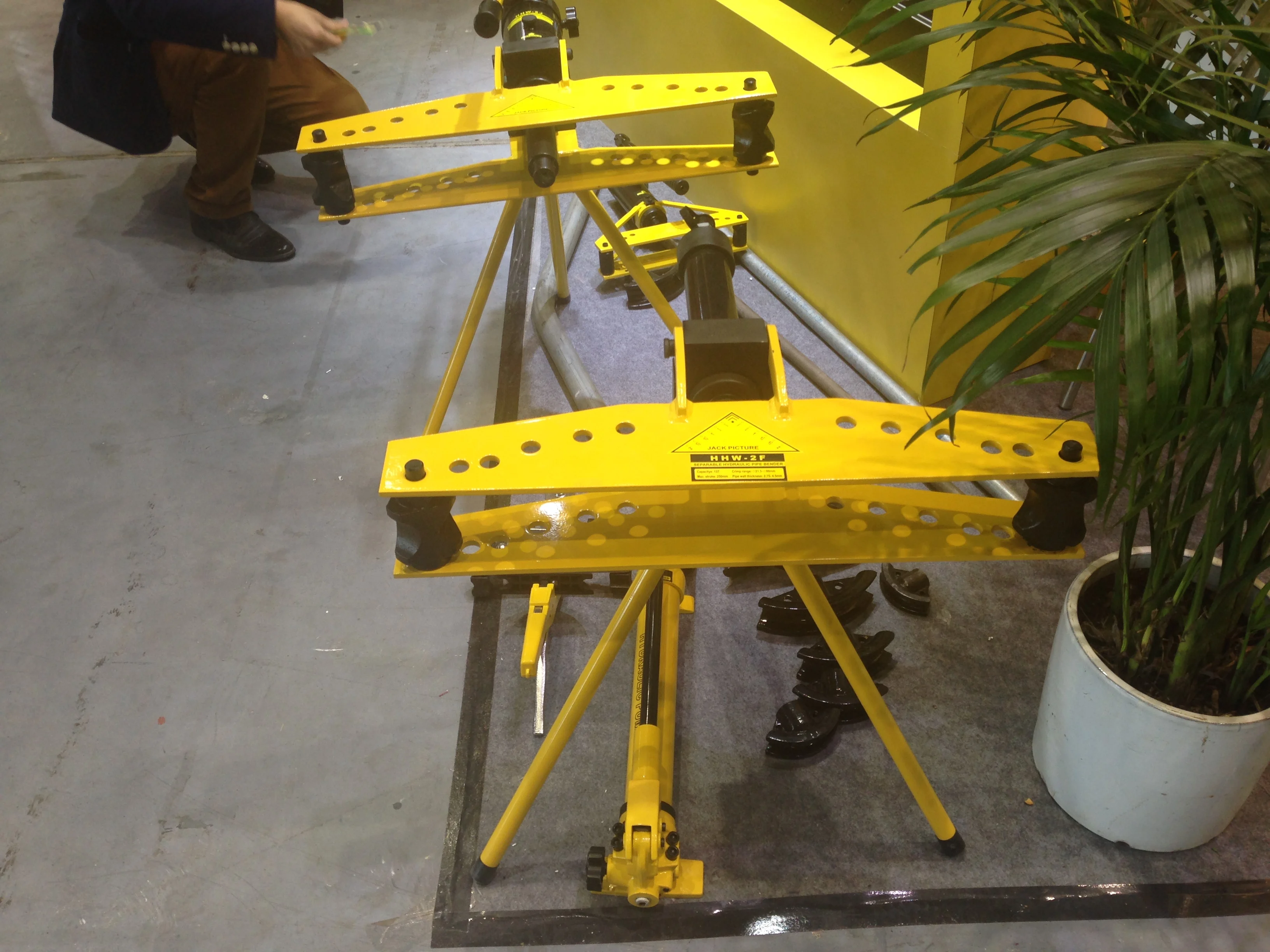 New Manually Operated Electric Pump Steel Tube Bender Machine Hydraulic Pipes Bending Tools Construction Iron Seamless Pipes