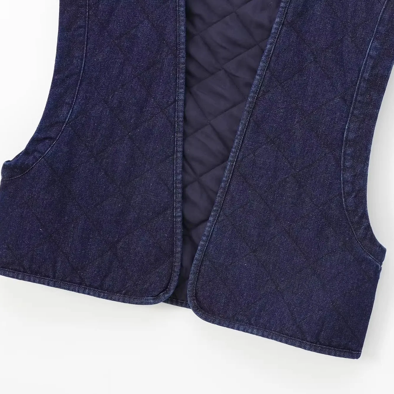 

ZBZA Autumn New Women's Faionable Cotton Denim Vest Versatile Sle Polyester Fiber Material for All Seasons