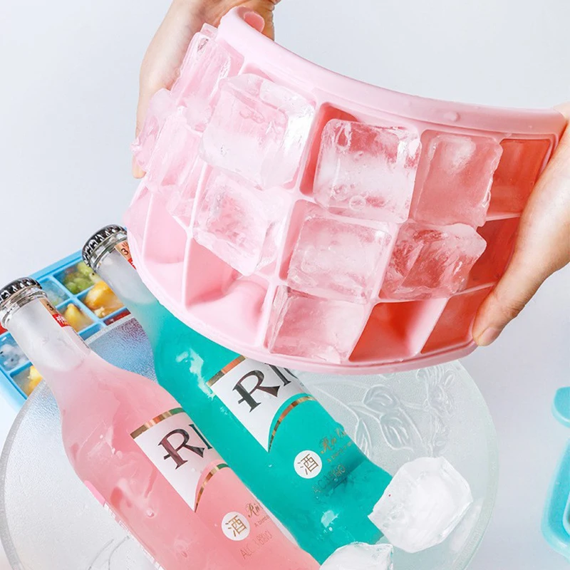

Ice Cube Tray Mold with Lid Silicone Square 24 Cube Easy Release Ice Cube Molds Summer Kitchen Bar DIY Iced Cocktail Freeze Tool