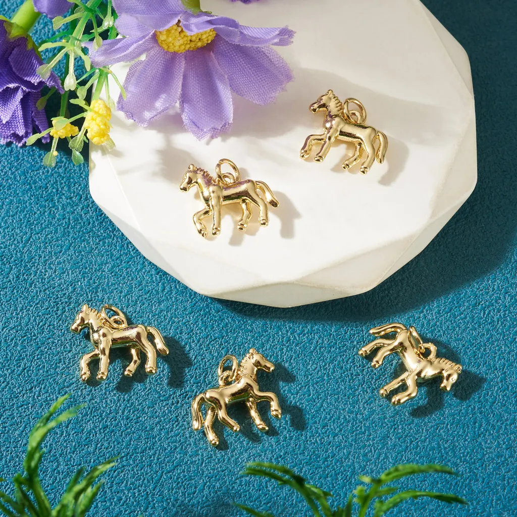 4-5개 황동 말 모양 참 장식품 여성용 패션 목걸이 - Women'S Fashion Earrings 리뷰 및 가격