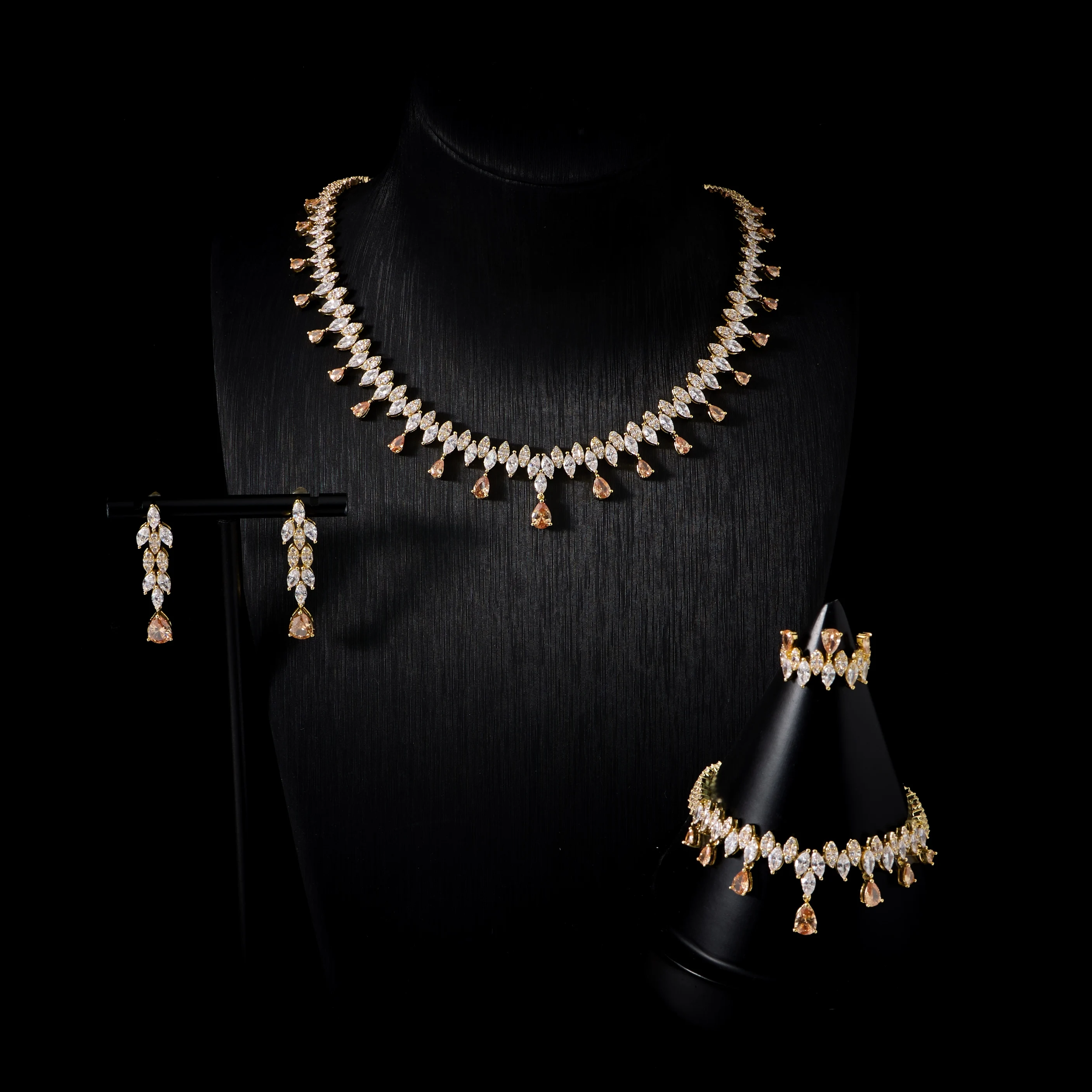 00123 Elegant 4Pcs Bridal Jewelry Set for Women Cubic Zirconia Necklace Set Middle East Wedding Wedding & Formal Occasions