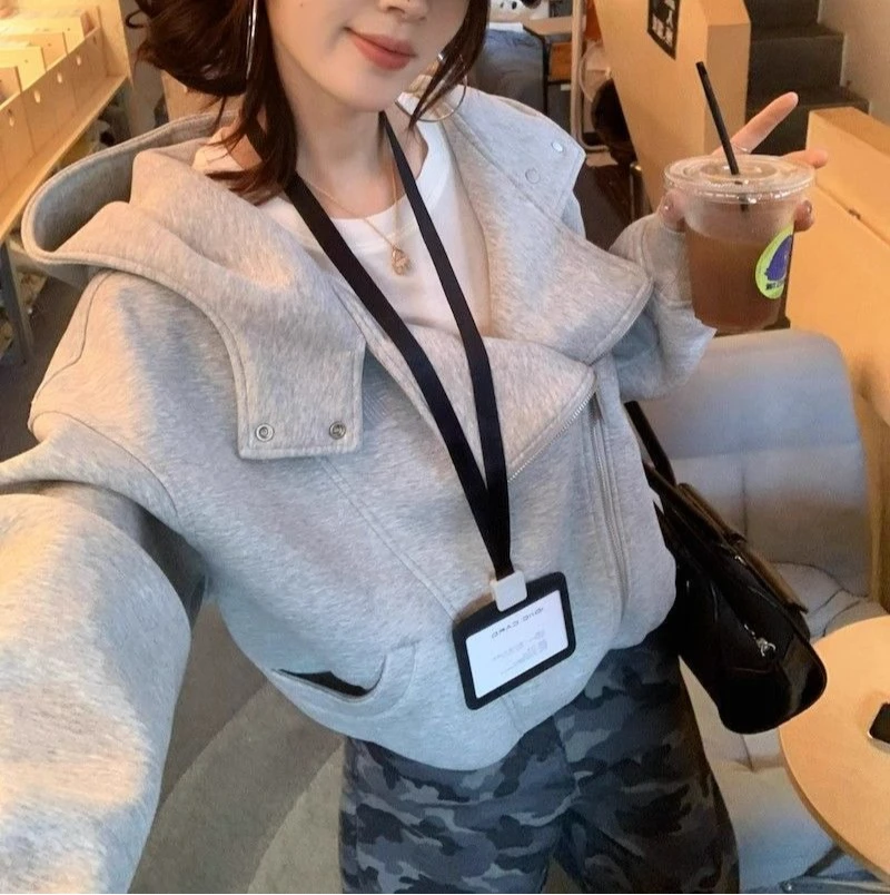 

Hooded Sweatshirt Cardigan Long-sleeved Jacket for Women in Autumn and Winter High-end Casual Loose Top Trendy