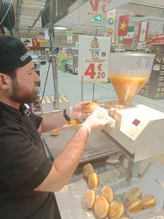 Bakery Food Bread Chocolate Puff Cake Butter Donut Churros Filler Jam Peanut Butter Ice Cream Paste Filling Machines Injector