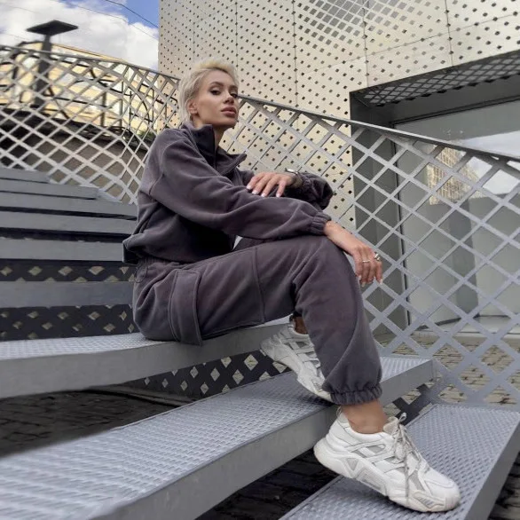 Set Celana dan Sweatshirt Wanita Kasual Longgar dengan Kerah Resleting dan Saku untuk Musim Semi, Gugur, dan Dingin, Pakaian Modis untuk Wanita