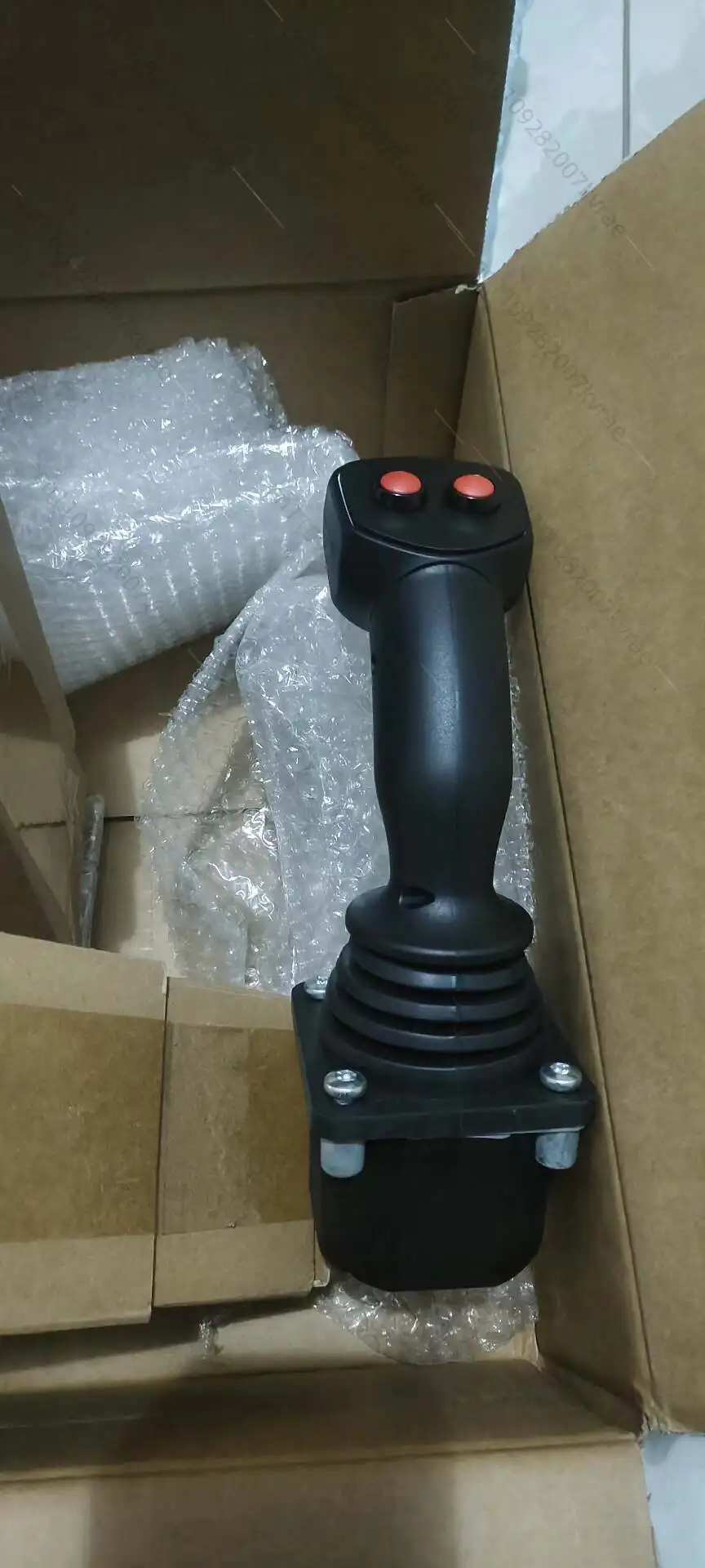

Used a set of P + G joysticks left and right, the operation handle JC600 Seconds-hand