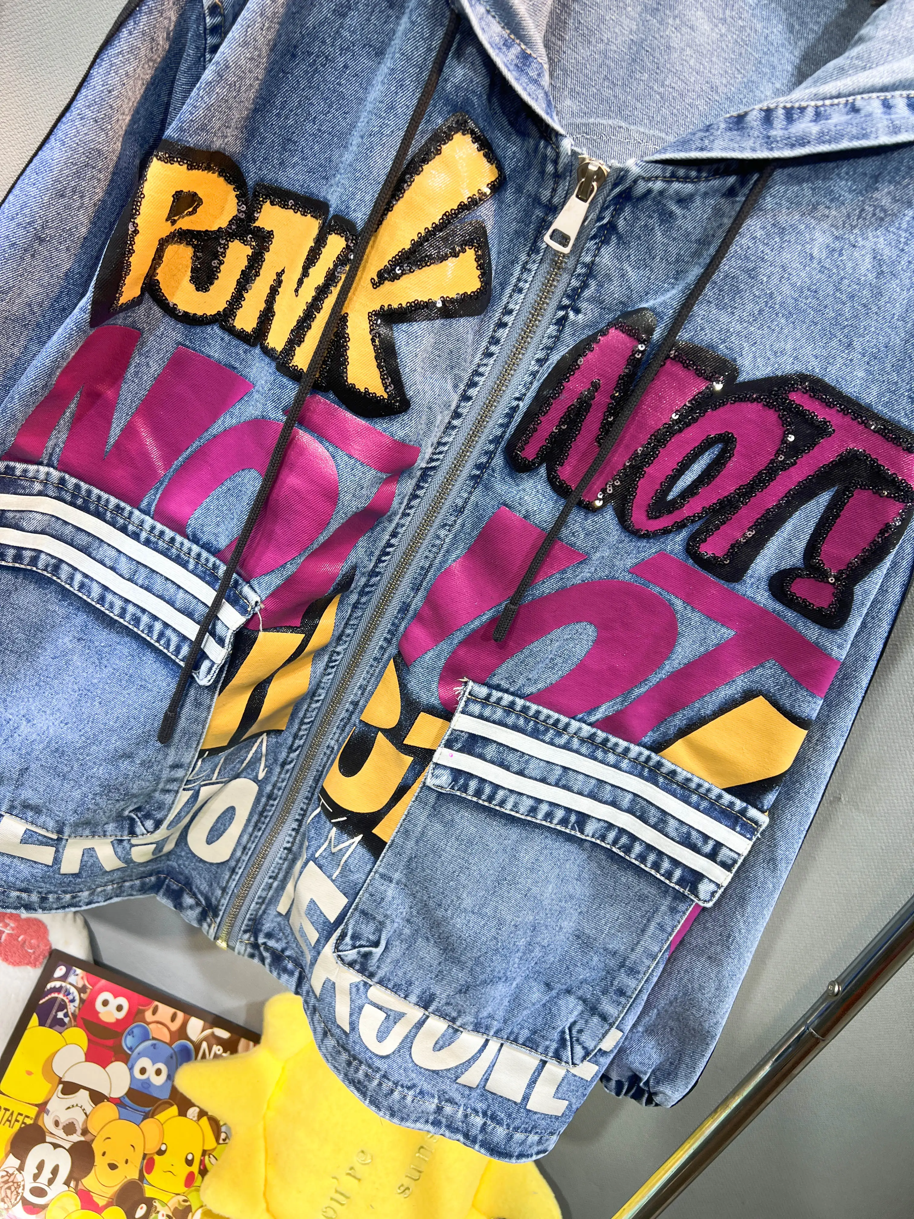 European Goods Trendy Jacket 2025 Autumn New Heavy Industry Letter Sequins Cartoon Printing Loose Casual Coat Women