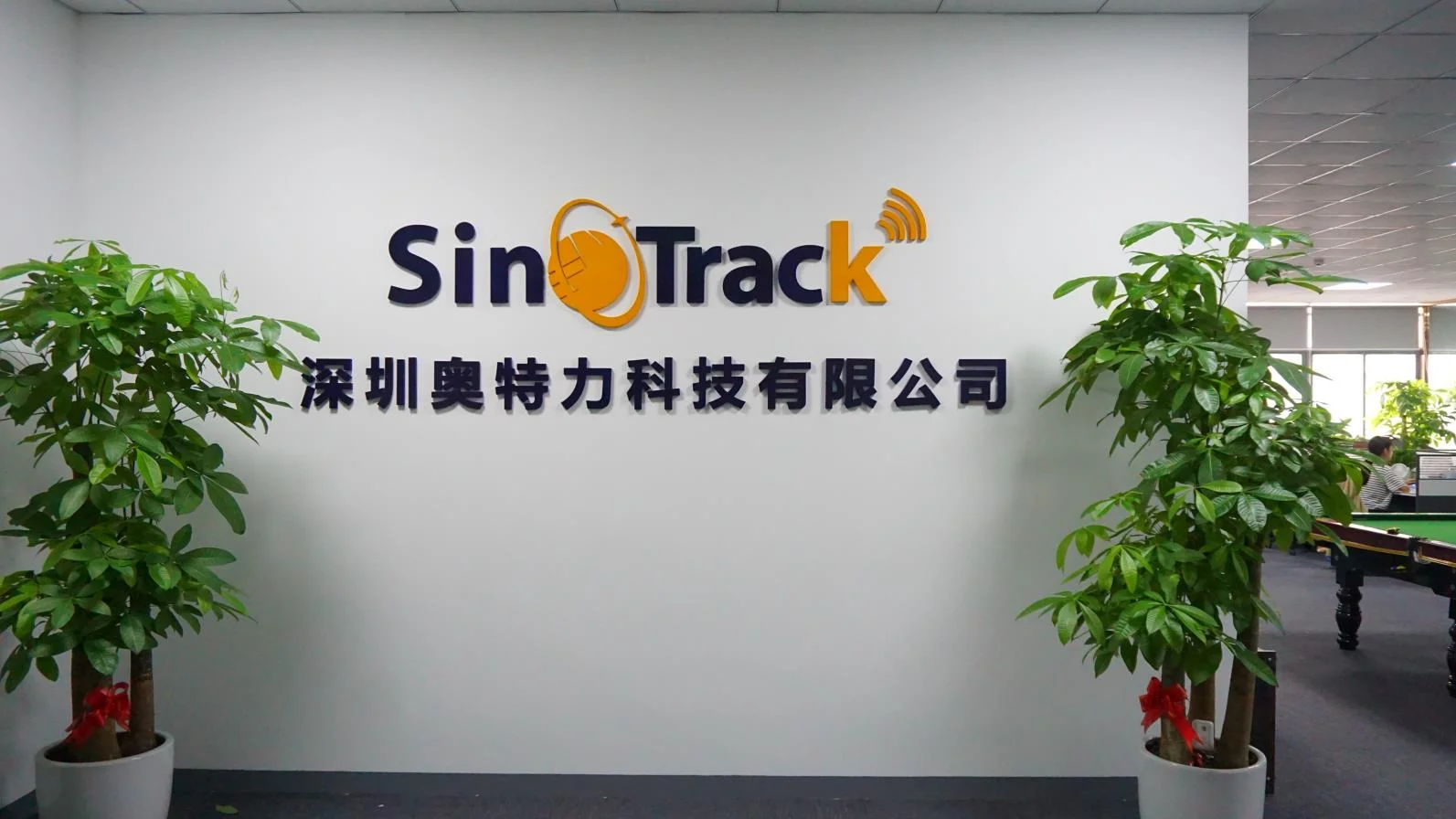 GPS Tracking Device Real-time Waterproof Wireless GPS 4G SinoTrack ST-925L 20,000mAh Car GPS Tracker