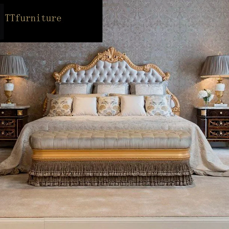 

Modern European Solid Wood Bed 2 People Fashion Carved Leather French Bedroom Furniture King Size jxj87
