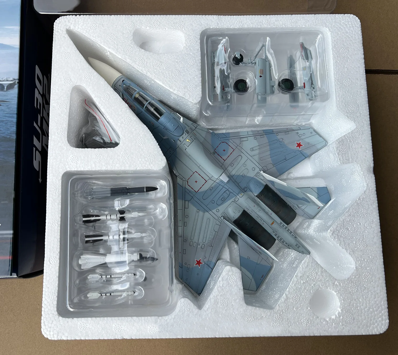 Fine 1/72 PZK Russian Su30 Su-30M2 Fighter Model Red 30#  Alloy finished product collection model