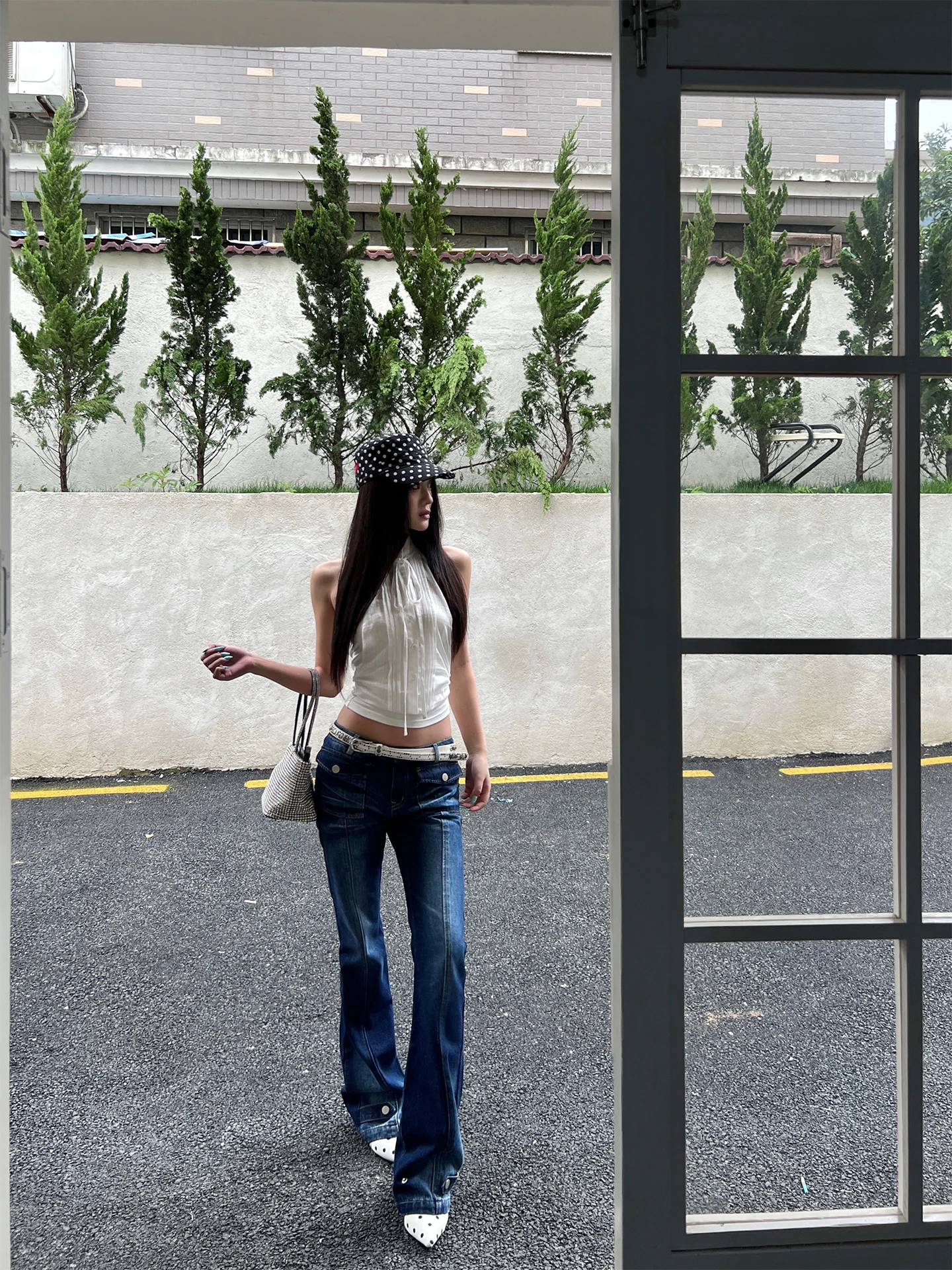 

HYTEMOLY Vintage Washed Low Waist Bell Bottoms with Metal Buckle Slimming Floor Length Cotton Denim Pants for Women