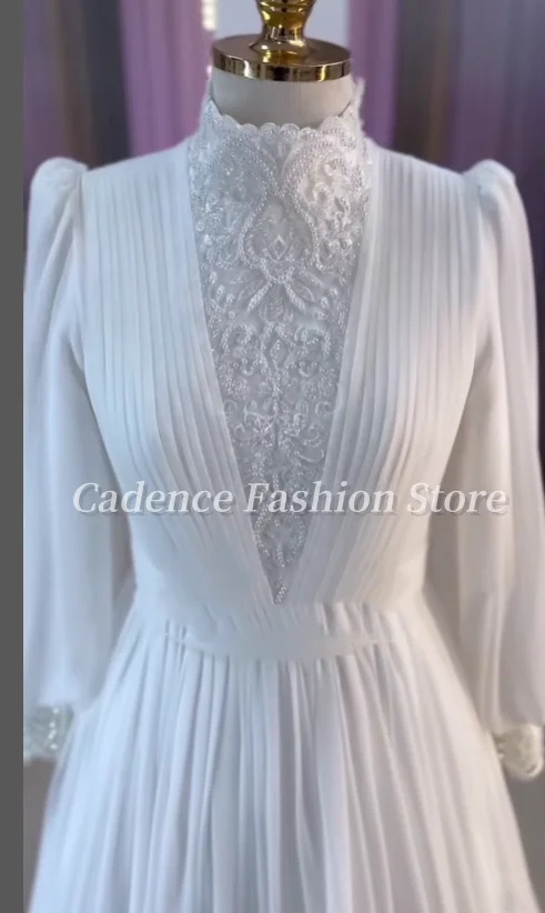 Customized  Elegant White High Neck Long Sleeve Arabian Wedding Dress Lace Applique A-line Dress Bridal Gowns 2025