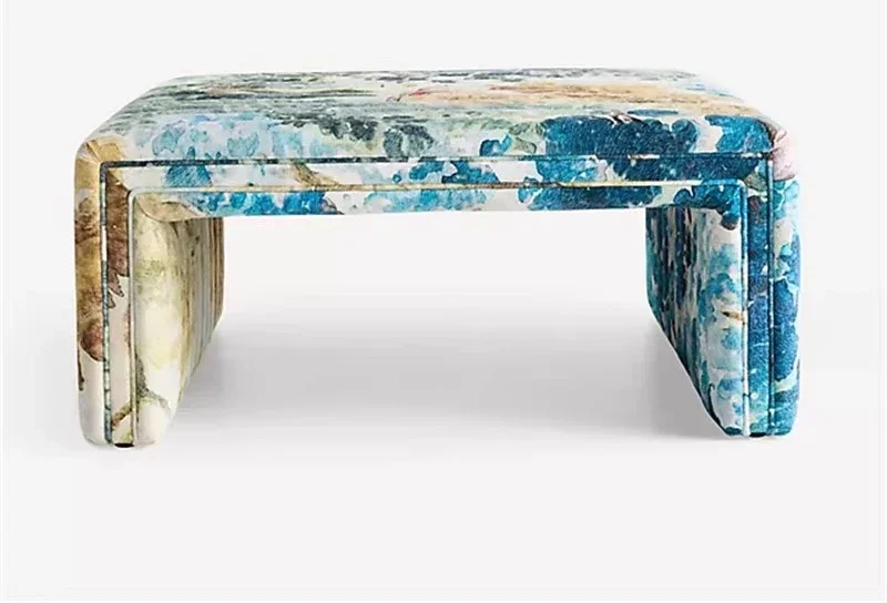 The beautiful artistic conception of spring  pedals  sofa stool at the end of the bed